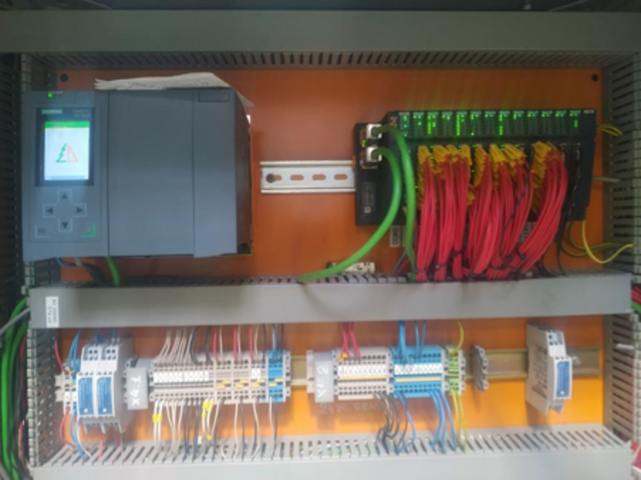 AdelSystem MRF102 2 Channel Circuit Breaker in a PLC Power & Control Box